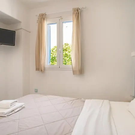 Apartment Livadia Seaside 1 *