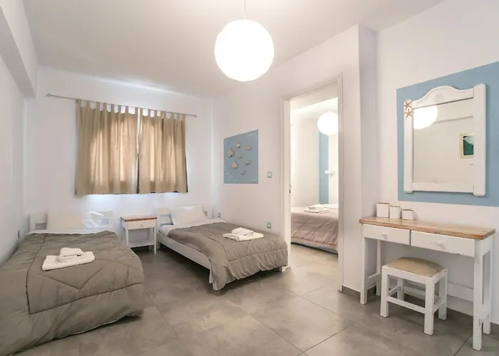 Apartman Livadia Seaside 1 *